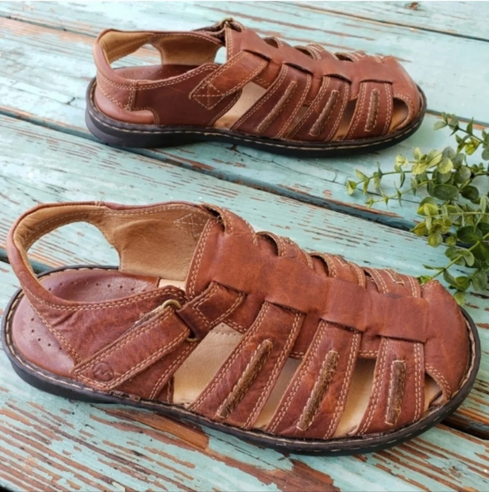 Magellan Outdoors Brown Leather Fisherman Sandals Men’s 11 Excellent Condition